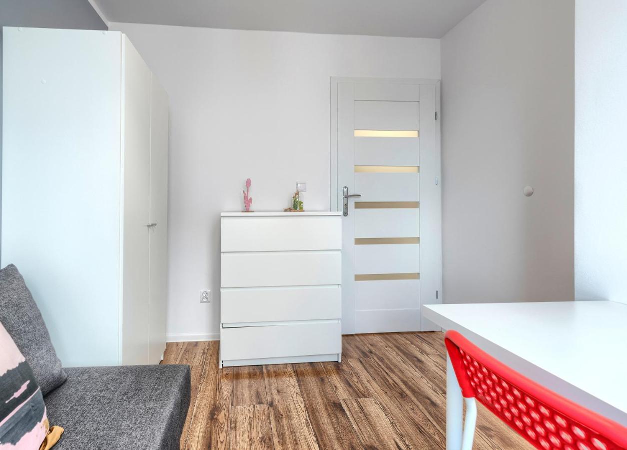 Pokoje Gdansk Zabianka - Bitwy Oliwskiej 15 Apartment Luaran gambar