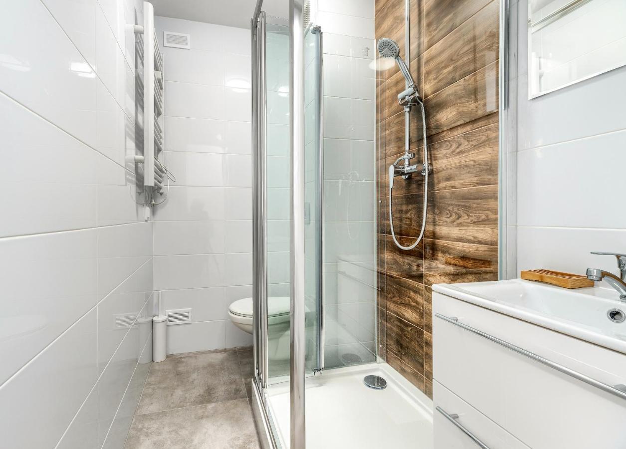 Pokoje Gdansk Zabianka - Bitwy Oliwskiej 15 Apartment Luaran gambar