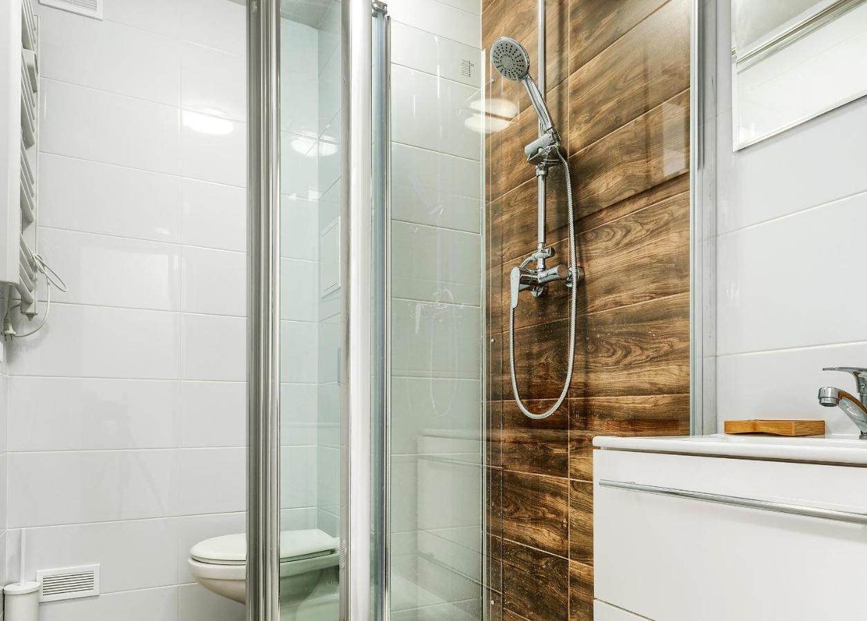 Pokoje Gdansk Zabianka - Bitwy Oliwskiej 15 Apartment Luaran gambar