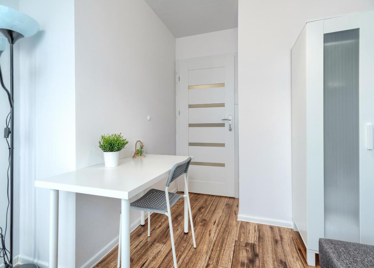 Pokoje Gdansk Zabianka - Bitwy Oliwskiej 15 Apartment Luaran gambar